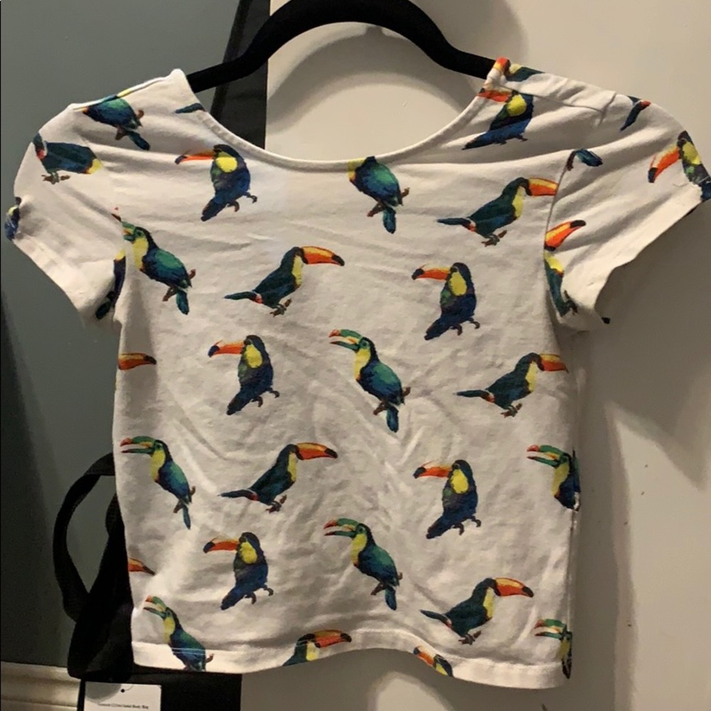 Toucan crop top